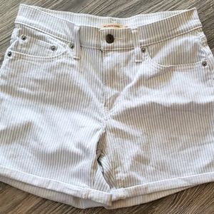 Women's Levi Mid Shorts
